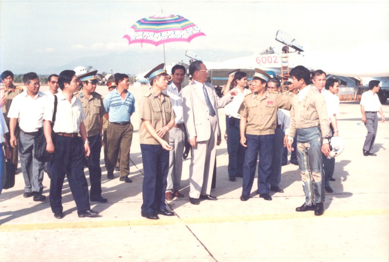 "mat tran tren khong" va nhung ky luc chi co o viet nam  hinh 2