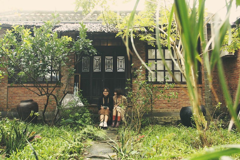 can nha "chap va" xinh xan o hoi an hinh 1