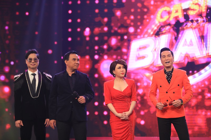 mc quyen linh "bat nhay" va bat ngo te nga tren song truyen hinh hinh 1