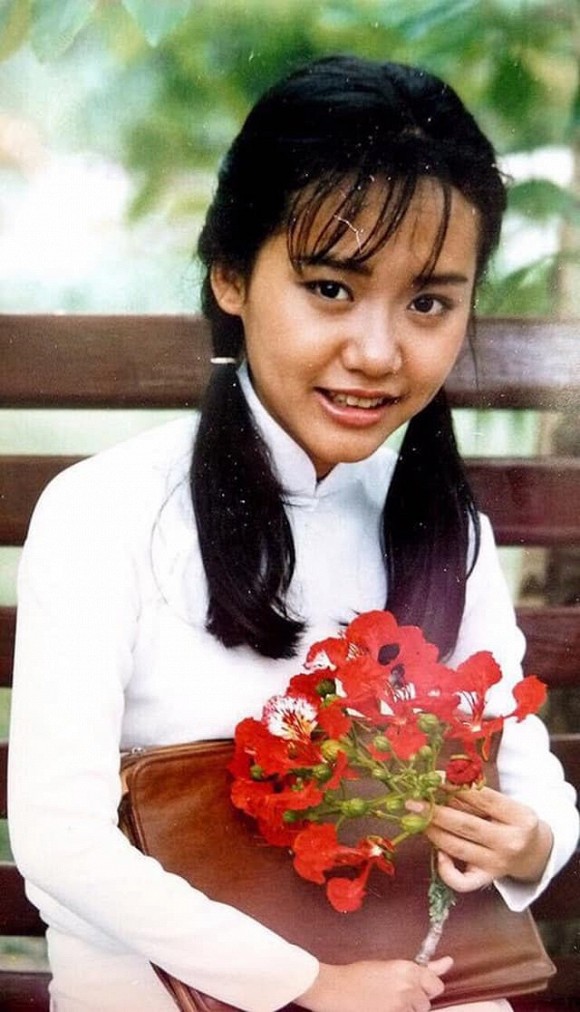 chuyen showbiz: he lo doan tin nhan mui man giua tran thanh va ba xa hari won hinh 5