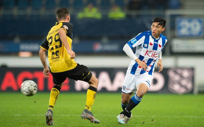 clb heerenveen muon gia han hop dong voi doan van hau hinh 1