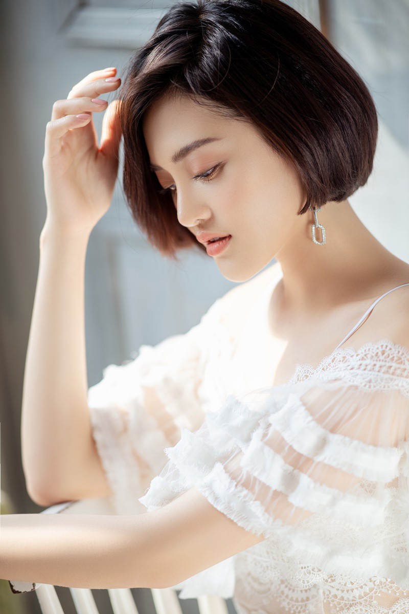 diem my 9x khoe sac cung dan my nhan "tinh yeu va tham vong" hinh 6
