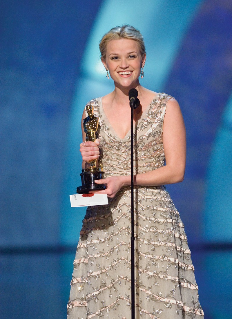 reese witherspoon – co nang "toc vang hoe" thay doi ca hollywood hinh 2