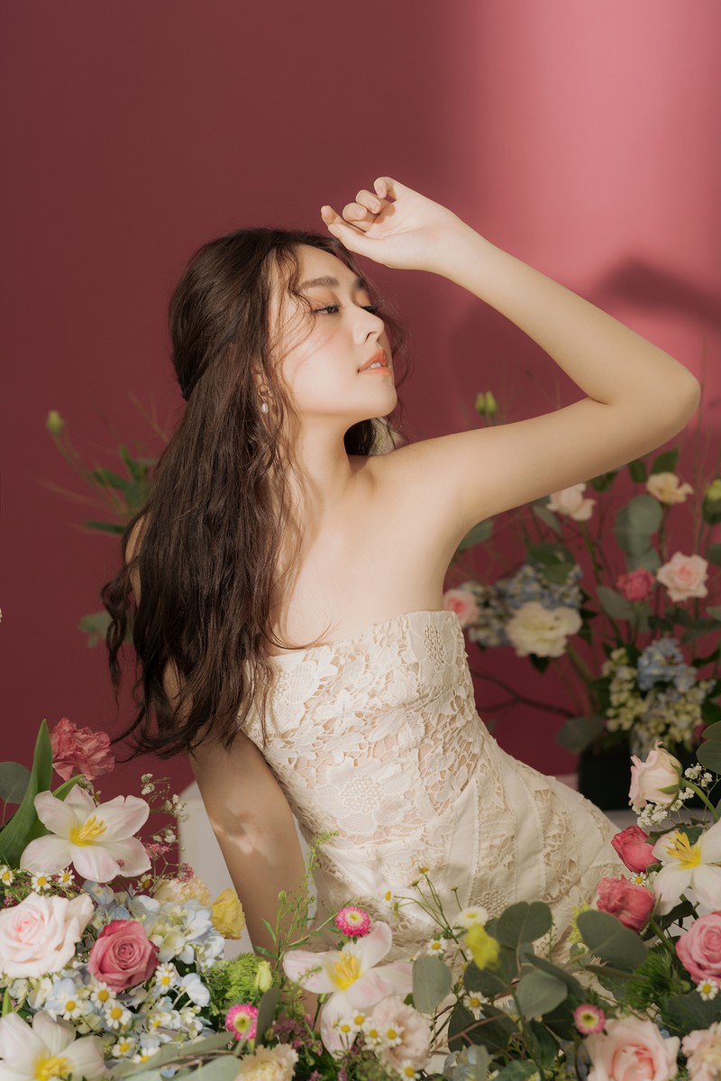 a hau tuong san ngot ngao trong bo anh mung sinh nhat tuoi 20 hinh 2