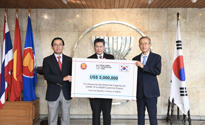 han quoc ho tro asean tang cuong nang luc phat hien covid-19 hinh 2