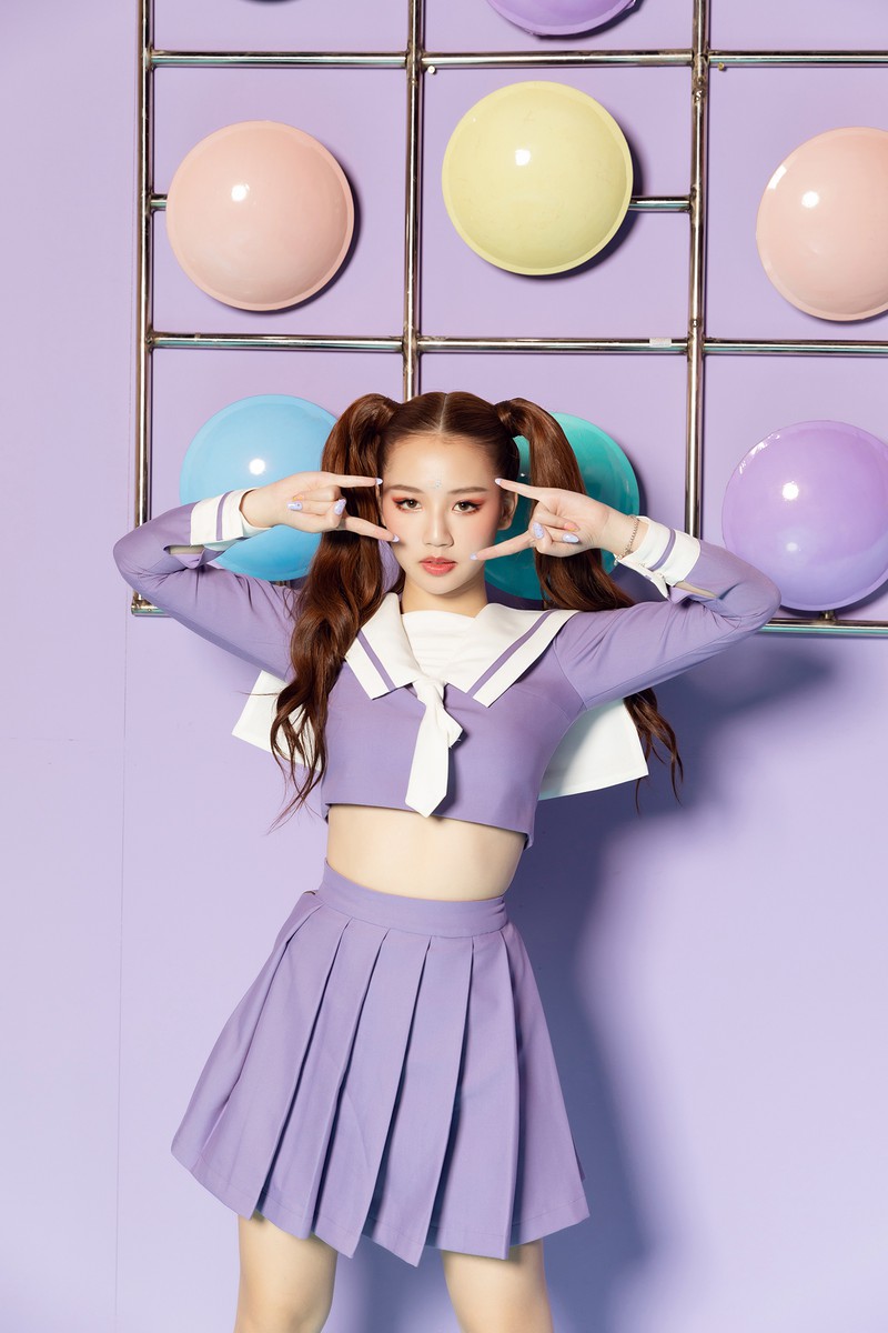 amee bien hoa da dang nhieu nhan vat game trong mv moi hinh 1