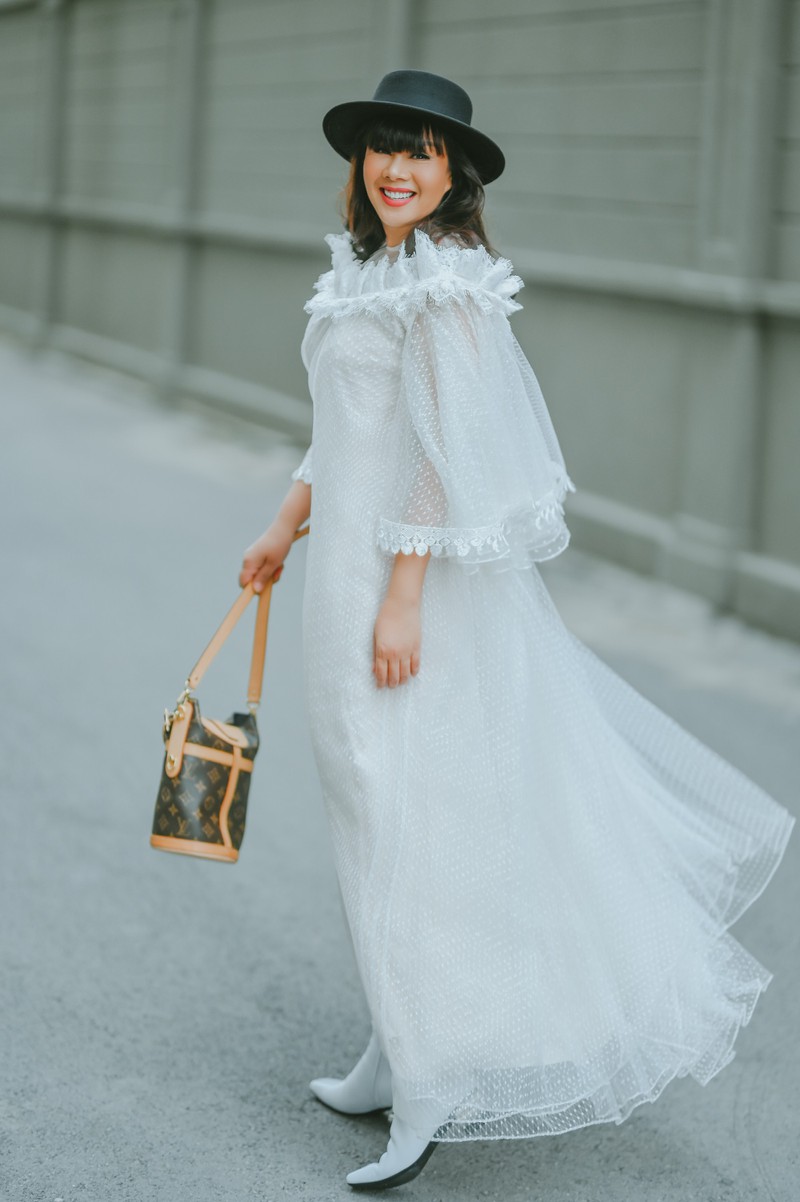 hoa hau hang nguyen tu phoi do chup anh street style hinh 5