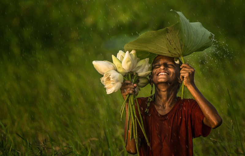 hinh danh ca viet nam va loat anh xanh mat thang giai quoc te hinh 2