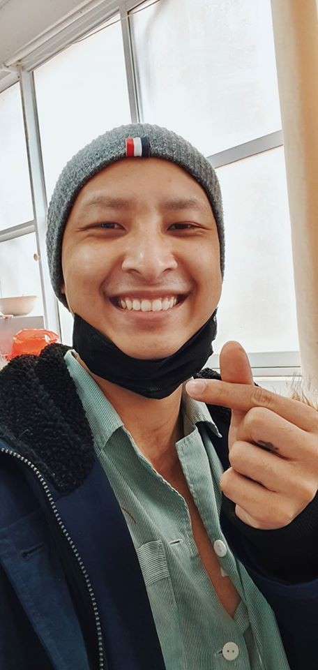 anh vu: me khoc, chi gai ngat khi biet toi ung thu giai doan 4 hinh 2