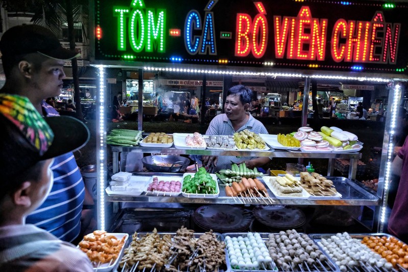 bui vien va nhung khu pho dem sam uat nhat viet nam hinh 11