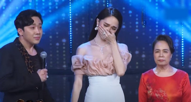 me ruot hoa hau huong giang khoc nuc no, nhan nhu ban trai tuong lai cua con gai - 11