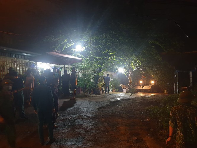 Sập kè đá trong đêm, một người đàn ông tử vong tại chỗ - ảnh 1