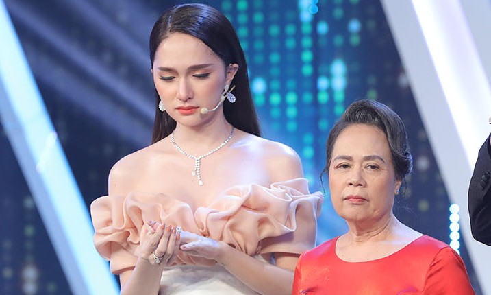 huong giang lan dau boc bach su yeu duoi: "dan ong se chon nguoi khac..." hinh 5