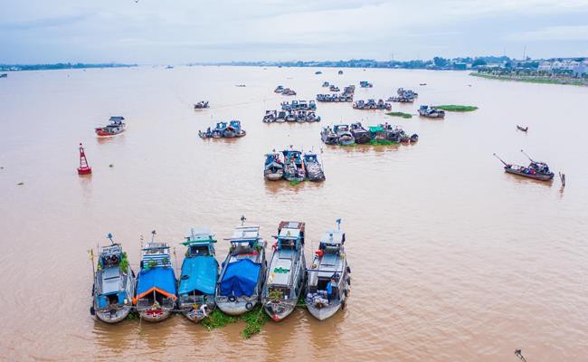 kham pha 5 khu cho noi nuc tieng viet nam hinh 10