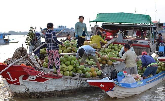 kham pha 5 khu cho noi nuc tieng viet nam hinh 11