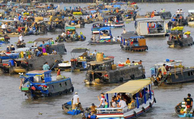 kham pha 5 khu cho noi nuc tieng viet nam hinh 12