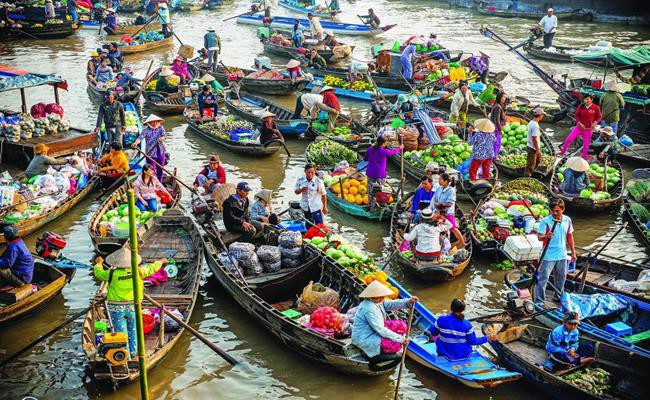 kham pha 5 khu cho noi nuc tieng viet nam hinh 1