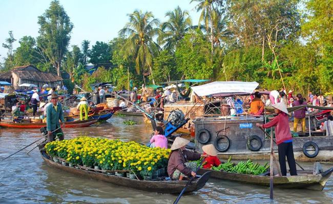 kham pha 5 khu cho noi nuc tieng viet nam hinh 8