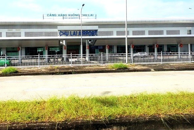 Quảng Nam đề nghị tạm dừng các chuyến bay đi và đến sân bay Chu Lai - 1