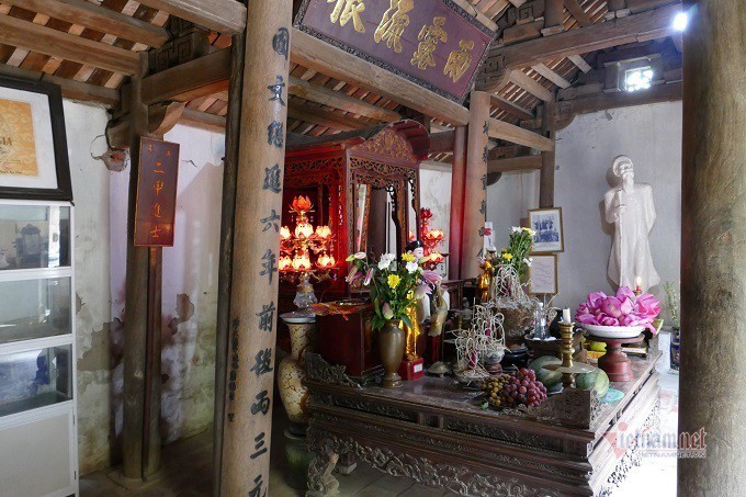 chuyen la trong ngoi nha go hon 100 tuoi o ha nam hinh 5