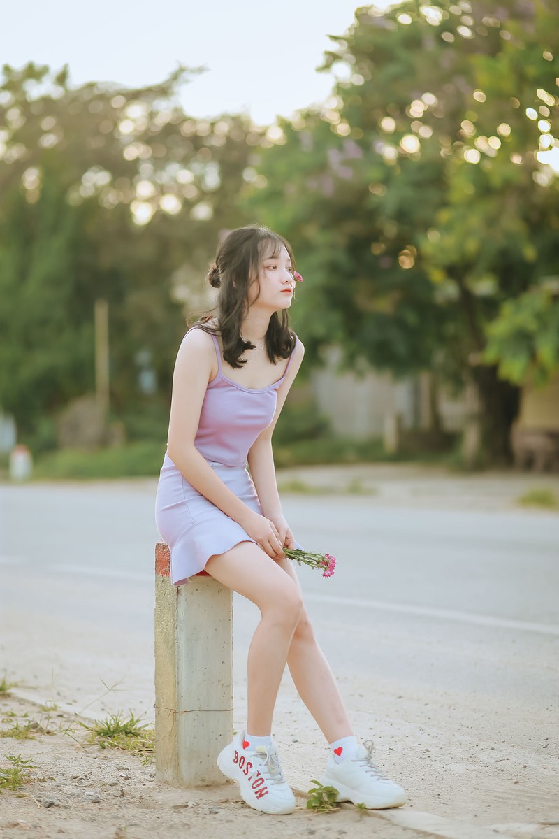 Nữ tình nguyện viên phố núi gây sốt cộng đồng mạng trong kỳ thi tốt nghiệp THPT - Ảnh 6.
