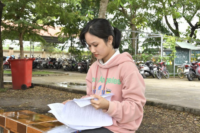 thi tot nghiep thpt 2020: thi sinh la me don than uoc mo hoc dai hoc hinh 1