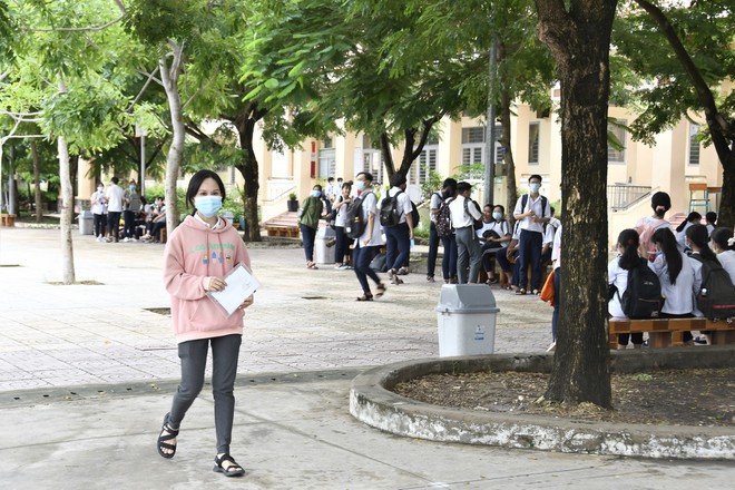 thi tốt nghiệp thpt 2020: thí sinh là mẹ đơn thân ước mơ học đại học hình 2 thi tot nghiep thpt 2020: thi sinh la me don than uoc mo hoc dai hoc hinh 2