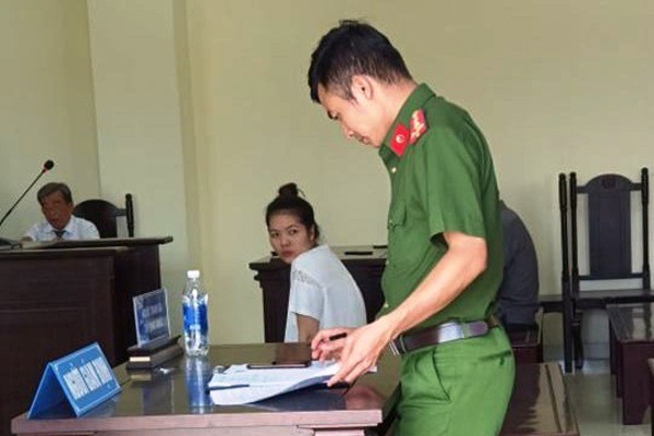 nu giam doc giet nguoi tinh tre linh 20 nam tu hinh 1