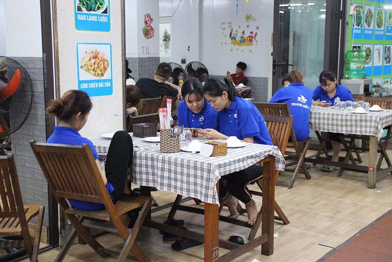 cac quan nhau o da nang roi vao canh diu hiu, vang khach sau nghi dinh 100 hinh 11
