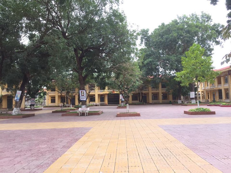 hoc sinh lop 10 duong tinh voi corona co tiep xuc gan voi nhieu ban khac hinh 1