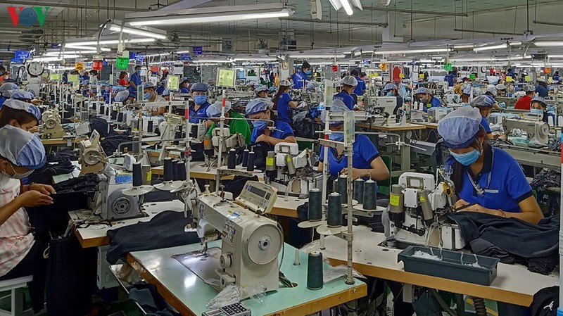 doanh nghiep gap kho khan do covid-19 se duoc tam dung dong bhxh hinh 1