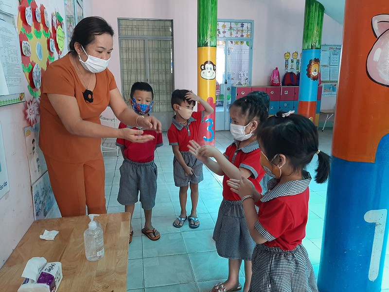 ty le tre mam non tro lai truong thap sau nghi phong dich covid- 19 hinh 1