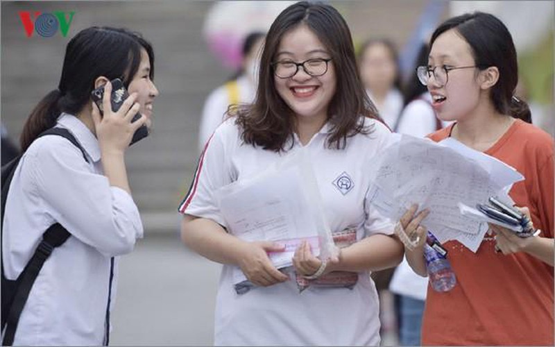 thi tot nghiep thpt: de minh hoa hoa hoc 80% cau hoi la kien thuc co ban hinh 1