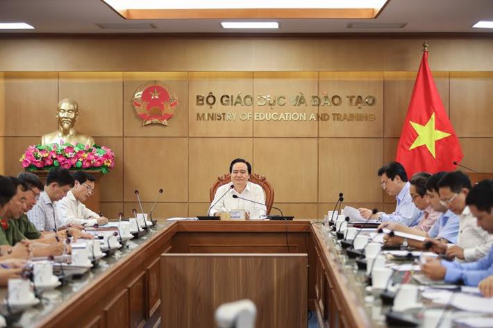 ky thi tot nghiep phai an toan, nghiem tuc, giam ap luc, ton kem hinh 1