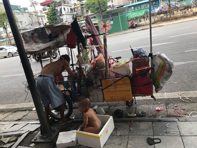 chau be hon 1 tuoi tran truong giua troi nang duoc dua den tt bao tro xa hoi hinh 2