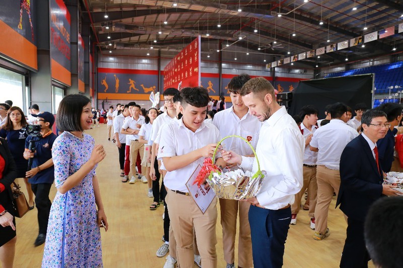 he thong giao duc nguyen hoang voi ngay khai giang dang nho hinh 7