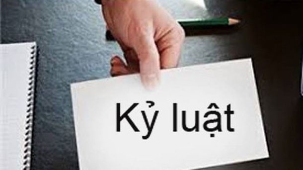 2 can bo ban to chuc tinh uy an giang bi ky luat hinh 1