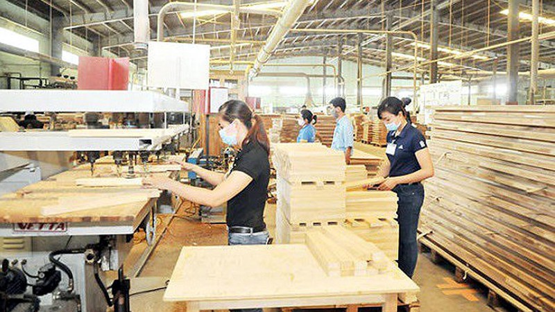 kho khan vi covid-19, nganh go mong duoc doi xu binh dang hinh 1