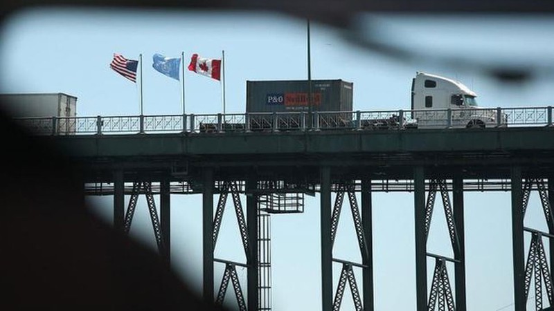 canada va my da dong y keo dai cac gioi han bien gioi them 30 ngay hinh 1