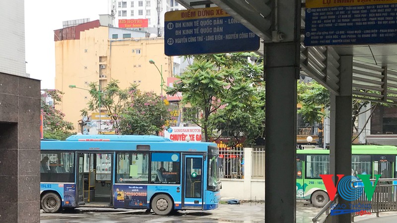 xe buyt ha noi hoat dong the nao trong nhung ngay dau giam gian cach? hinh 11