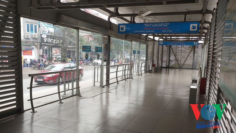 xe buyt ha noi hoat dong the nao trong nhung ngay dau giam gian cach? hinh 4