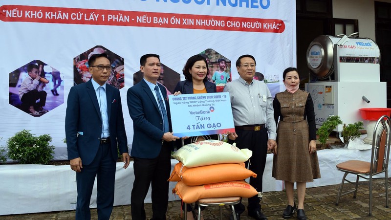 vietinbank chung tay day lui dich covid-19 hinh 1