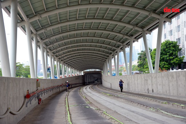 can canh ga ngam ba son cua tuyen metro ben thanh – suoi tien hinh 2
