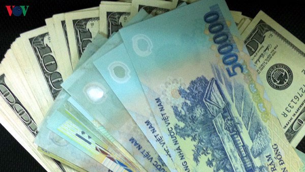 giam gia usd mua vao tai mot so ngan hang thuong mai hinh 1