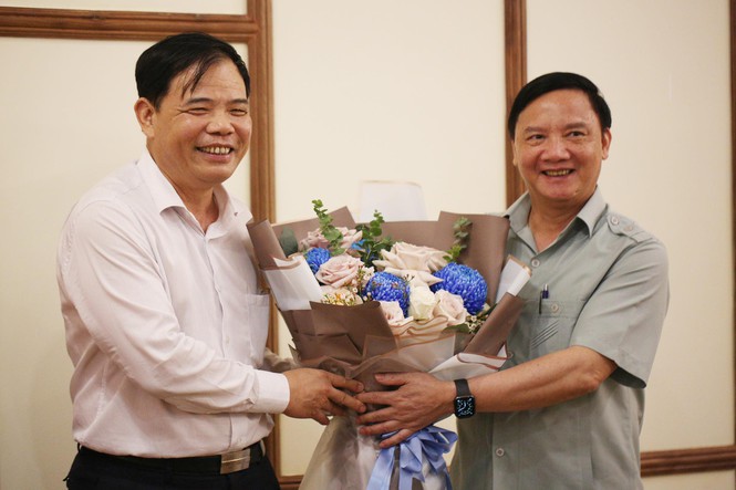 tram huong khanh hoa lam thu tuc xay dung lang hoa binh va sang tao nha trang hinh 6
