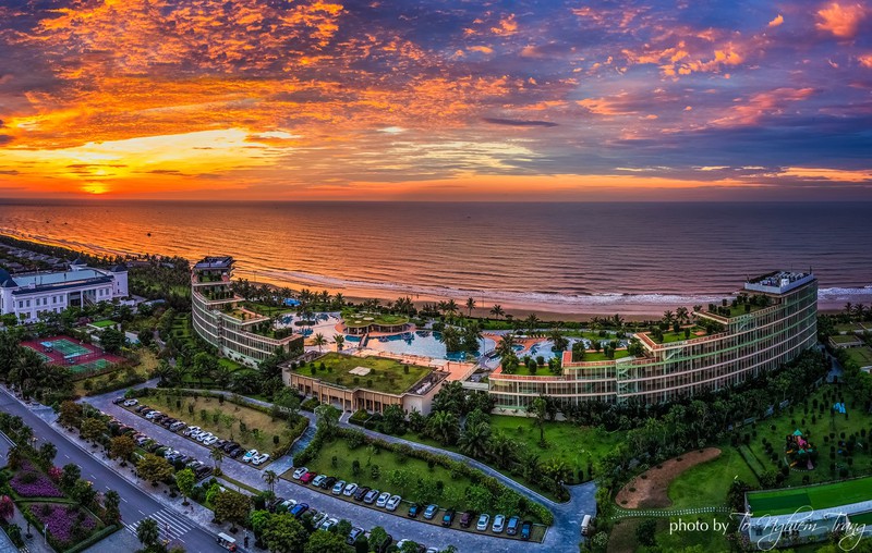 lac loi giua thien duong nuoc man tai quan the nghi duong 5 sao dau tien cua thanh hoa hinh 12