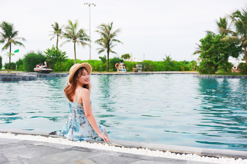 lac loi giua thien duong nuoc man tai quan the nghi duong 5 sao dau tien cua thanh hoa hinh 7