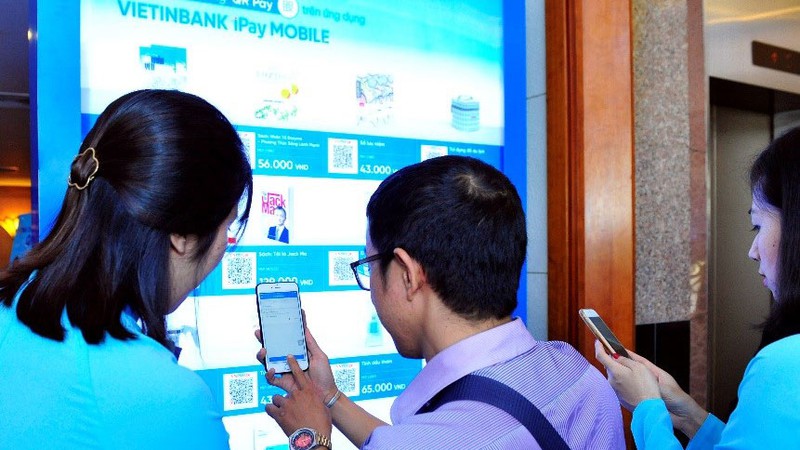 khach hang hai long voi trai nghiem thanh toan khong dung tien mat cua vietinbank hinh 1