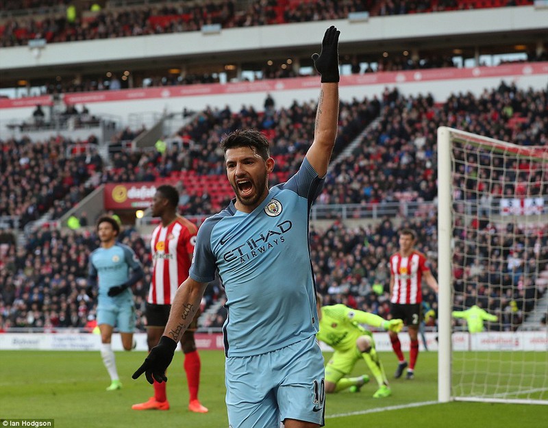 cham diem sunderland 0-2 man city: aguero, sane thua "lao tuong" toure hinh 14