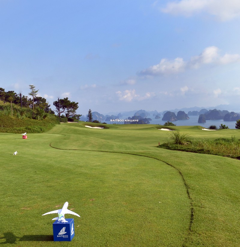 khoi tranh giai dau bamboo airways golf tournament 2018 hinh 3